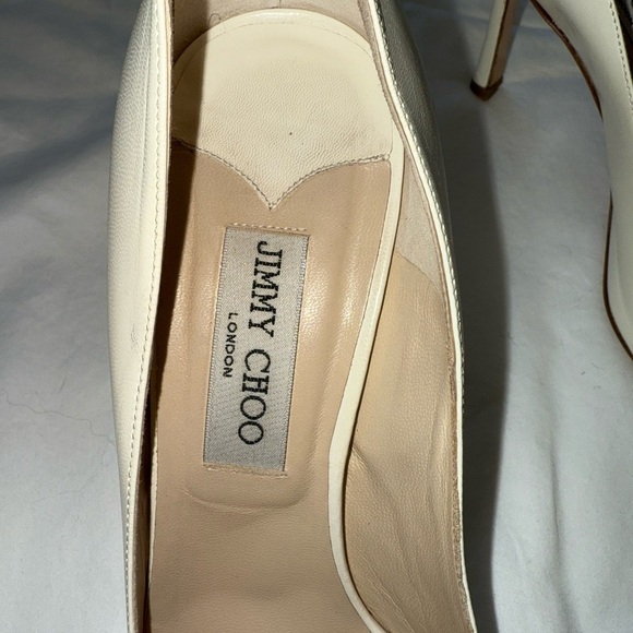 Jimmy Choo high heels! Cream with a gold buckle! - Picture 3 of 15